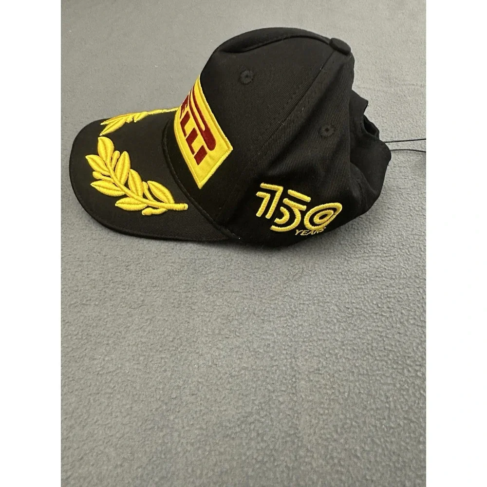 Pirelli Gold & 150 Years F1 Lewis Hamilton & Drivers Eng Racing